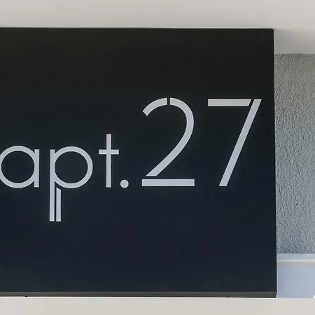 Lägenhet Apt.27-103